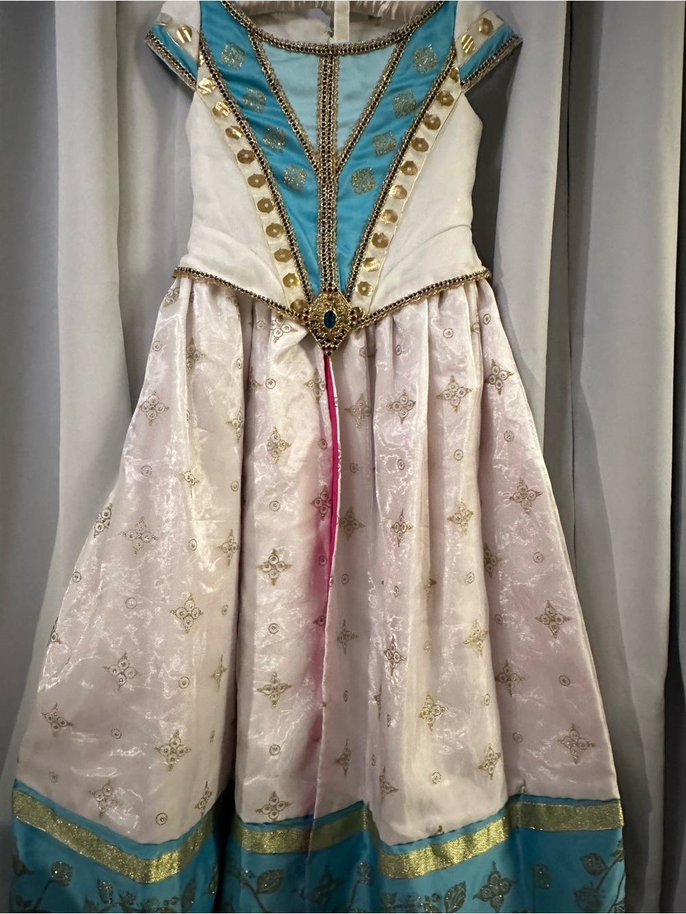 Disney Store Princess Jasmine “Dreams Come True” Deluxe Costume